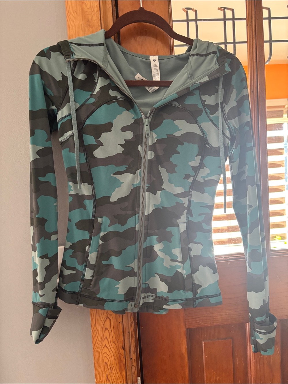 Lululemon define jacket  Camouflage — Teal Camo size 4